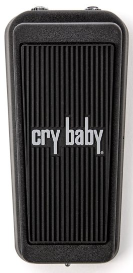 CRY BABY® JUNIOR WAHCBJ95The Cry Baby Junior Wah features front-mounted jacks and an 8" housing for clean configurations on the world's most popular boards so that you don’t have to choose between a tidy layout and your Cry Baby Wah fix.